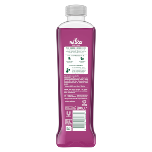 Radox Feel Revitalised  Bath Soak 500ml with Minerals Wild Cherry & Raspberry Scent